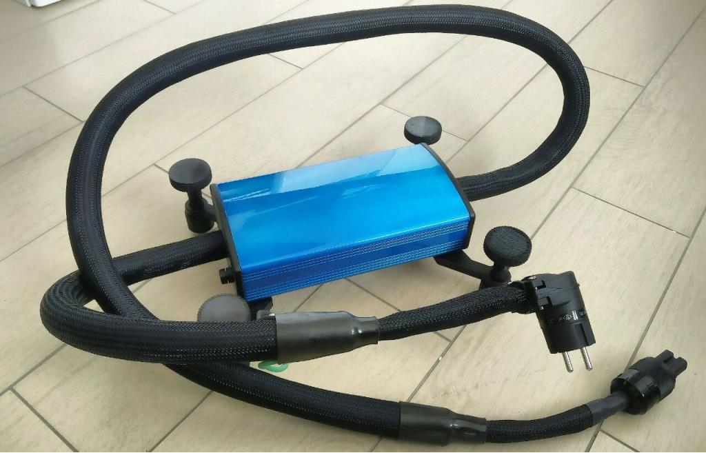 PS Audio PS Audio Ultimate LAB Limited Edition power cable, equipped