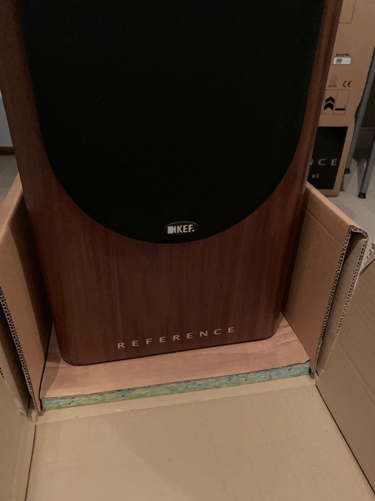 kef-kef-reference-205-2-satin-american-wallnut-1168555592