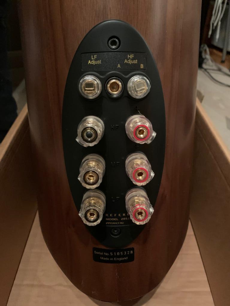 KEF KEF Reference 205 2 Satin American Wallnut 1168555592 kef-kef-reference-205-2-satin-american-wallnut-1168555592