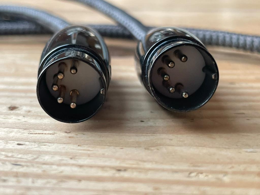 AudioQuest 2 x Big Sur Cinch auf 5pol DIN, 1,5m (Quelle zu NAIM Amp)