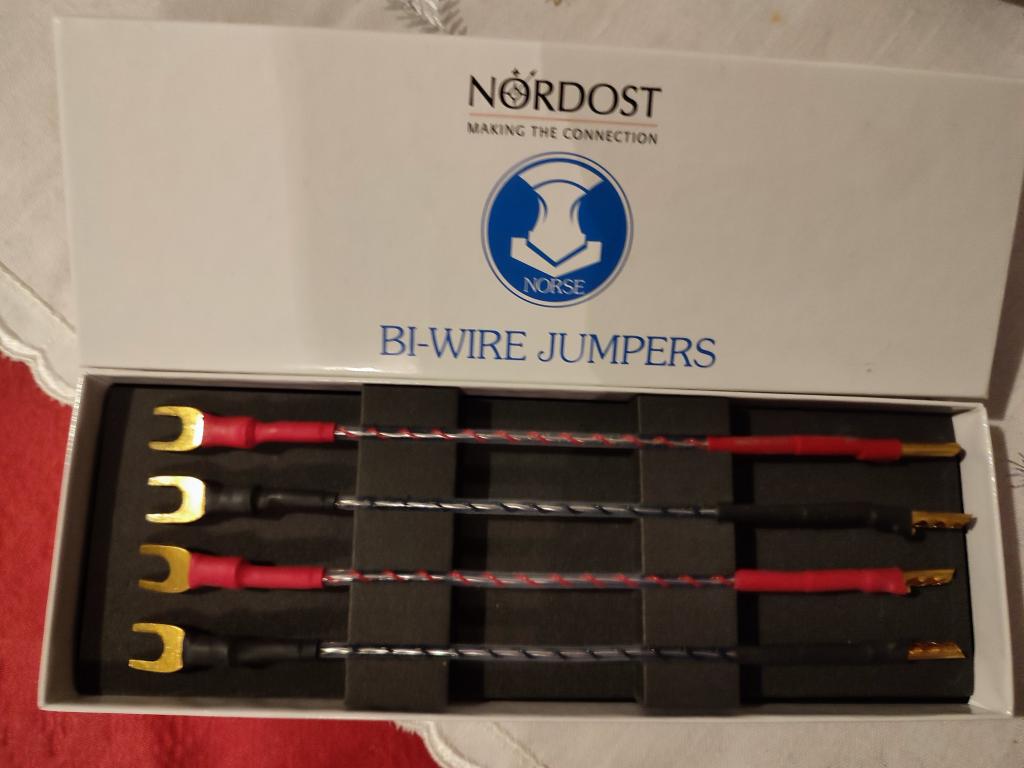 Nordost Jumper