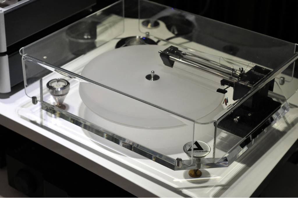 Clearaudio Evolution with Tangent tonearm