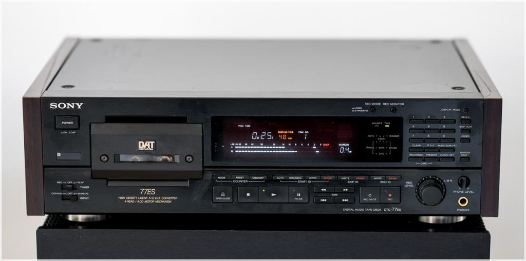 Sony *** verkauft *** Sony High End DAT Recorder DTC 77 ES (1537063762