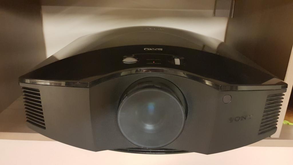 Sony VPLHW55ES Projector (161376667) Gebrauchtgerät Projektor