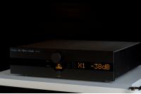 AI 2.10 Tube Integrated Amplifier, Black, like new