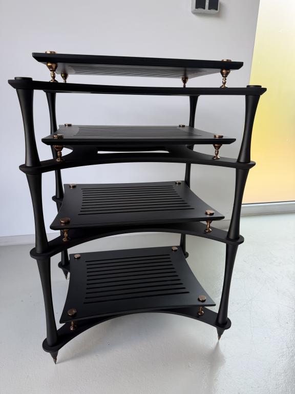 Quadraspire X REFERENCE Rack schwarz schwarz 4 Ebenen plus ein Satz Säulen extra
