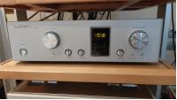 LUXMAN C900u pre amp