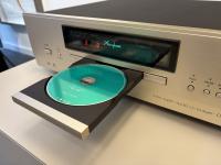 Accuphase dp-560 sacd player  			