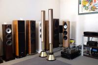 Beolab 28 gold / walnut