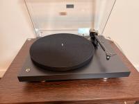 Pro-ject Debut PRO mit Pro-Ject Pick it Pro