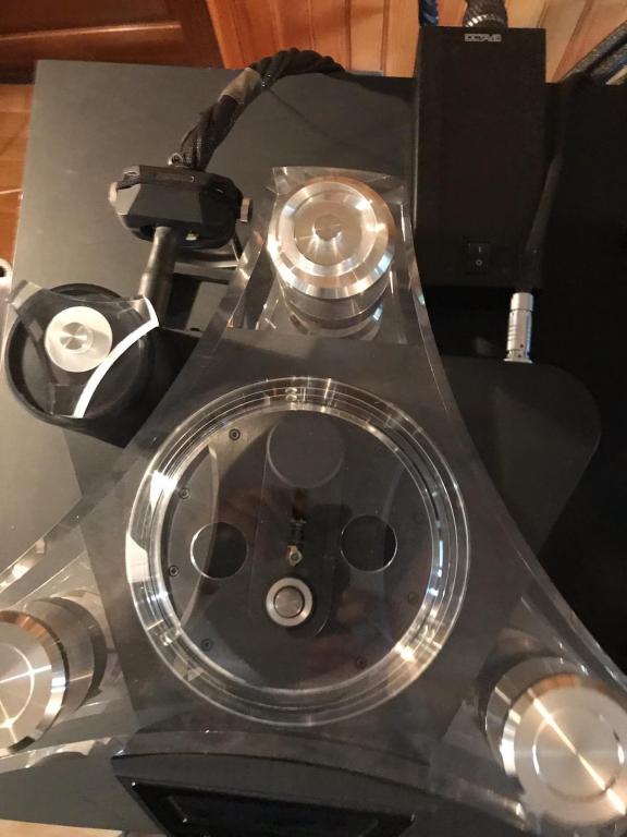 Metronome Technologie KALISTA ULTIMATE SIGNATURE CD TRANSPORT WITH BASE