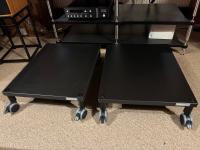 Trend Endstufenbasen schwarz/schwarz auf Rollen