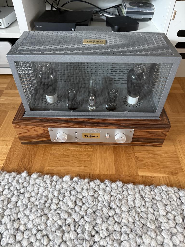 ThivanLabs Thivan Flamingo 300B - wie neu