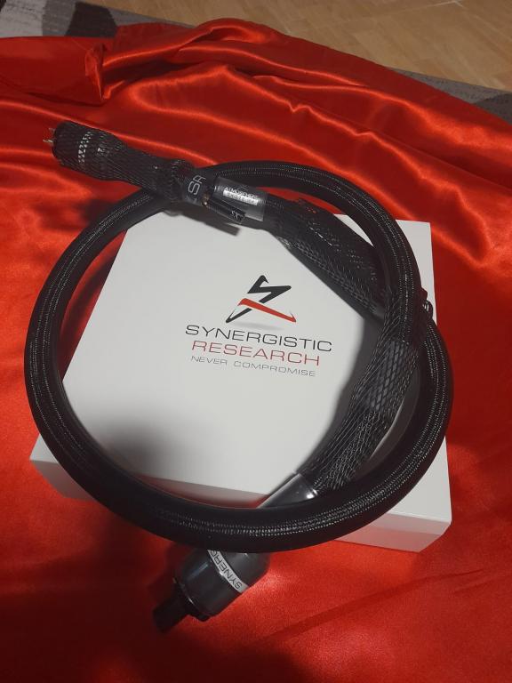 Synergistic Research Atmosphere SX Excite power cable 1,5mt plug US