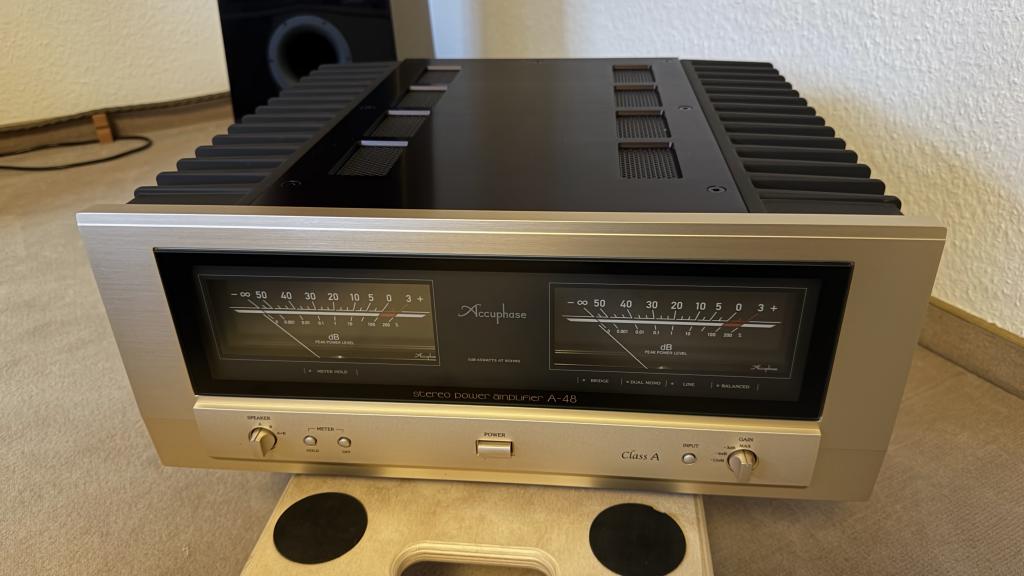 Accuphase A-48