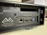 Antipodes K22 High-end server, streamer and reclocker