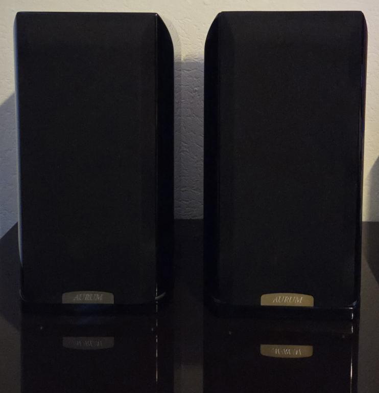 Quadral Aurum Megan VIII