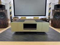 AQWO 2 - GOLD FINISH & TUBE STAGE