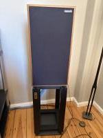Compact 7ES-3 XD2 + passende Stands von Tonträger Reference