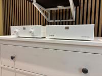 Audio Note I-Zero + R.Zero Vollverstärker + Phono in Weiß wie neu