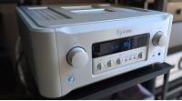 F-05 Vollverstärker - 1 Month Old with Warranty