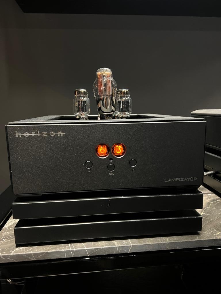 Lampizator Horizon with NOS Tubes