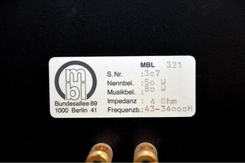 MBL 321 + MBL211 Satelliten Subwoofer