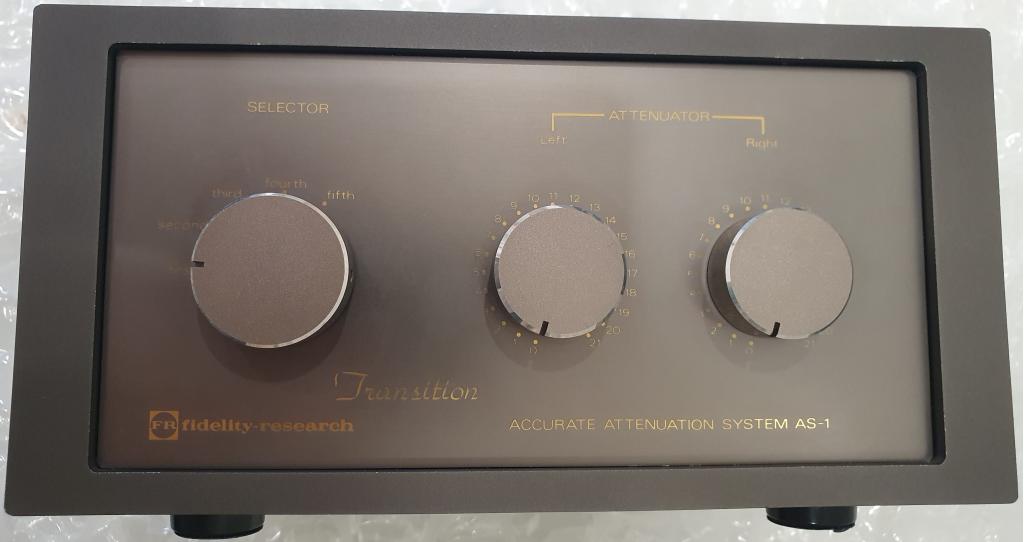 Fidelity Research（FR） AS-1 パッシププリアンプ（セレクター