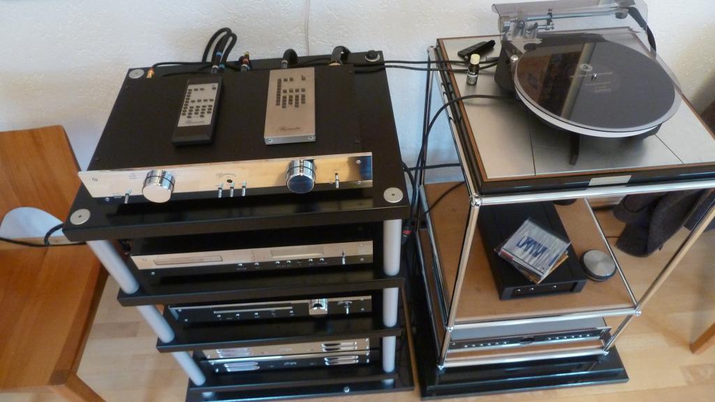 Burmester Vorverstärker 877 MK2 XLR , CD 006 , Tuner 931 , Endstufen ...