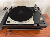 Linn Sondek LP12 — Keel / Karousel / Radikal 2 (Akurate) — Piano Black — Deck Only