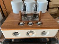 HEDONIA 2A3 IN PERFECT CONDITION