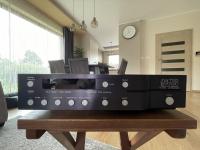 Mark Levinson 390S CD player and DAC