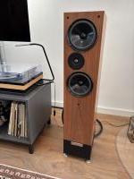 Living voice living voice auditorium r25a  			