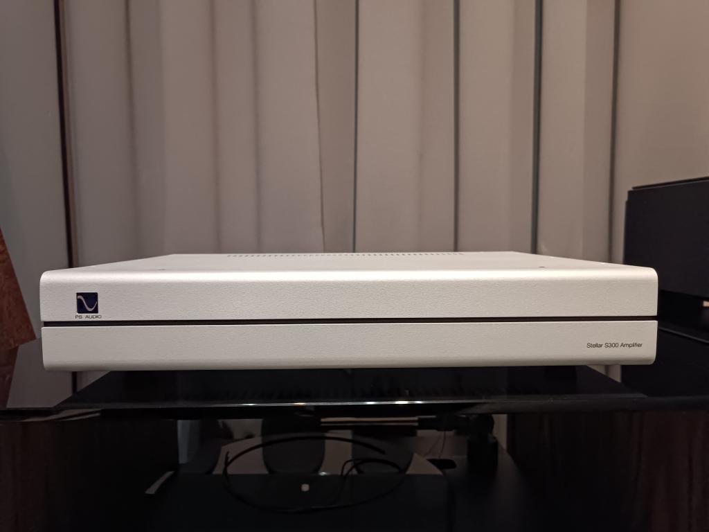 PS Audio Stellar S300 Stereo Power Amplifier