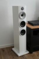 704 S3