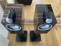 Bowers & Wilkins B&W 705 S2 Signature Datuk Gloss inklusive ein Paar B&W FS-700-S2 Lautsprecher Ständer in der Ausführung Schwarz