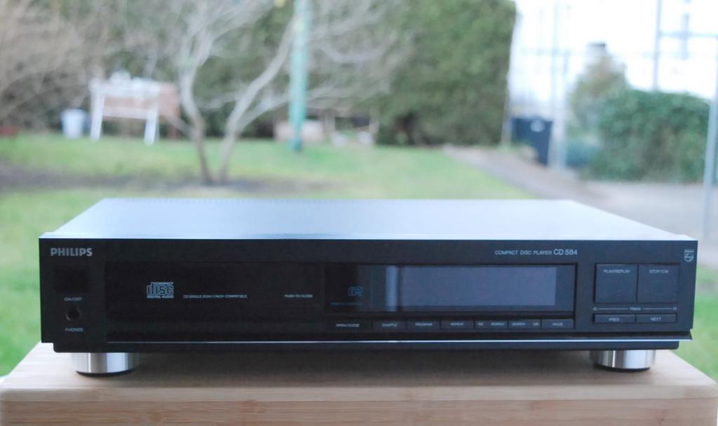 Philips PHILIPS CD 584- Röhren bestückt audiophiler CD-Player