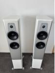 Dynaudio Contour 30 High End Standlautsprecher in weiß Hochglanz