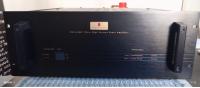 Vorverstärker: P/LD1500, puristischer Stereo Analogverstärker; 2 Stk. Endstufen: HCA2200 MkII