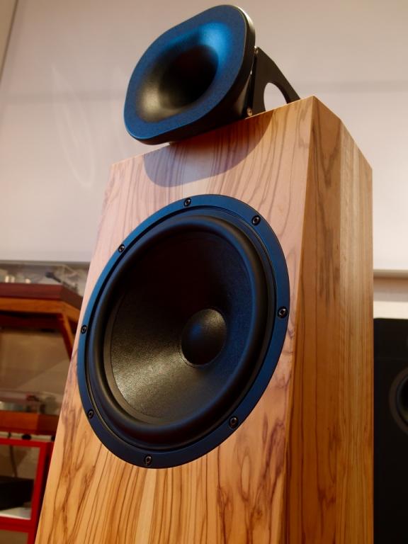 Blumenhofer Acoustics Blumenhofer GENUIN FS3 MK2 Olive radikal red