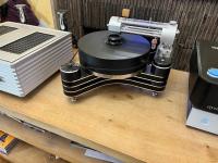 Innovation + TT2 tangential tonearm + Da Vinci MC cartridge