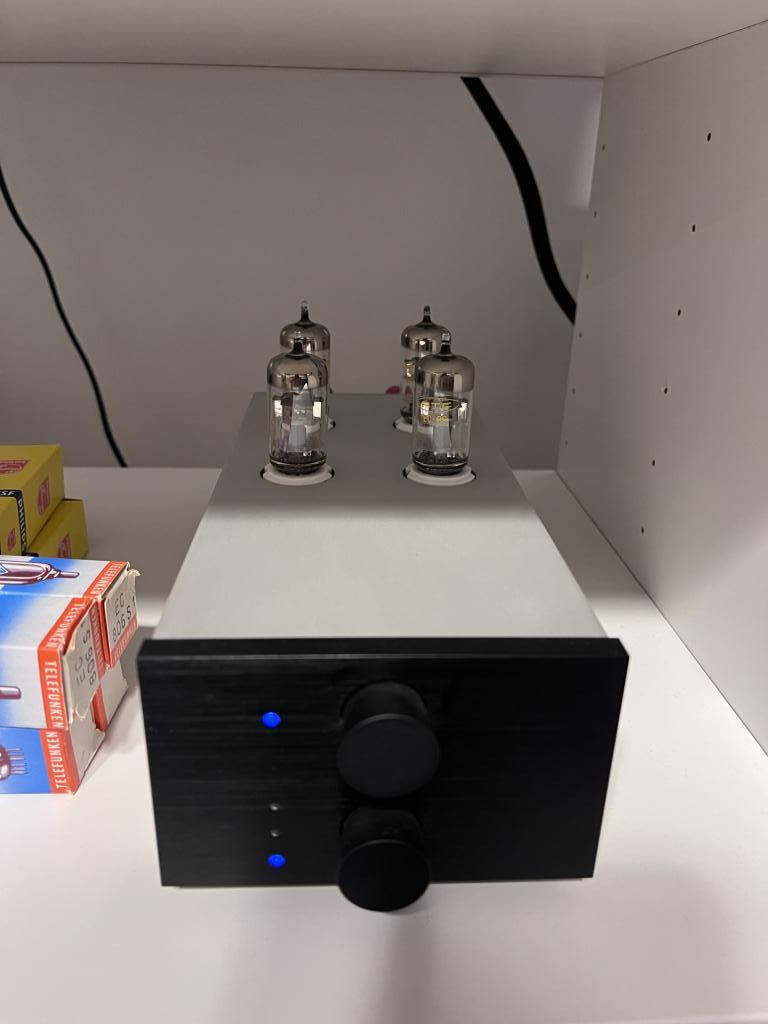 AcousticPlan AcousticPlan DigiMaster and PowerMaster tube DAC