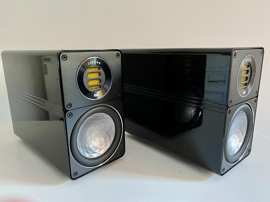 BS312 Jubilee Limited Edition (250) + Elac LS 30 Stands
