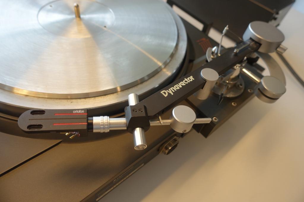 Kenwood L 07 D Turntable (5338989296) Plattenspieler, Tonarme