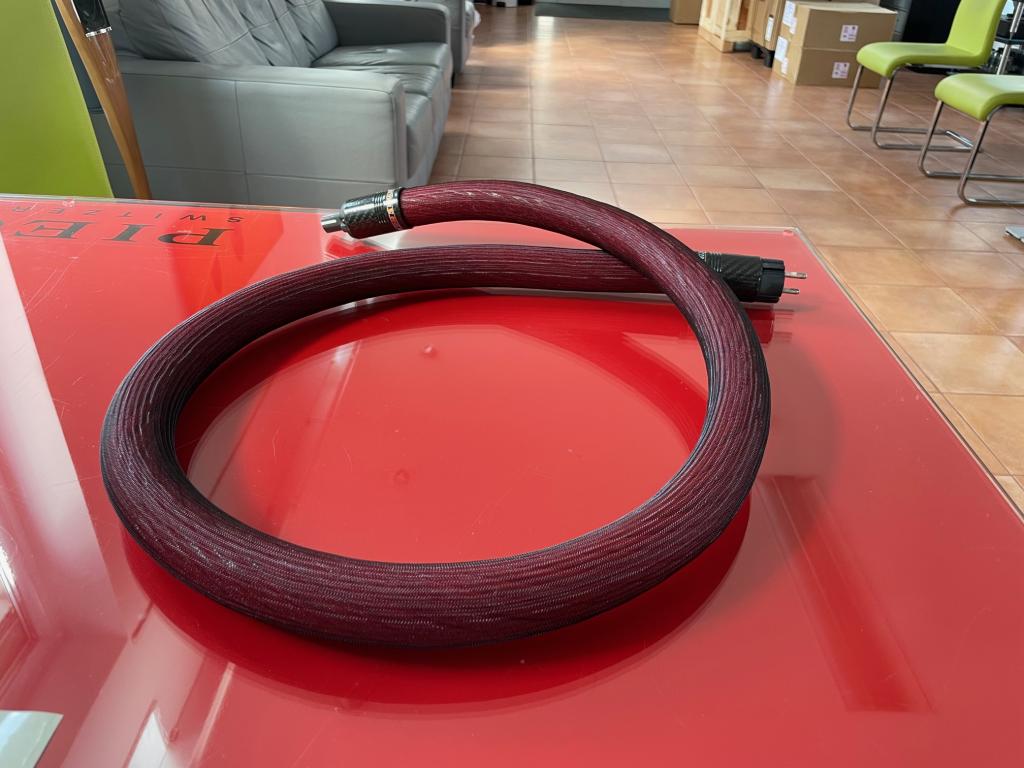 Stealth Audio Cables M8000 1,5m (REDUCED !) (5456485141) Secondhand