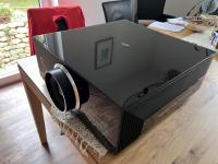 SIM2 Nero 4S Gold Beamer / Projector