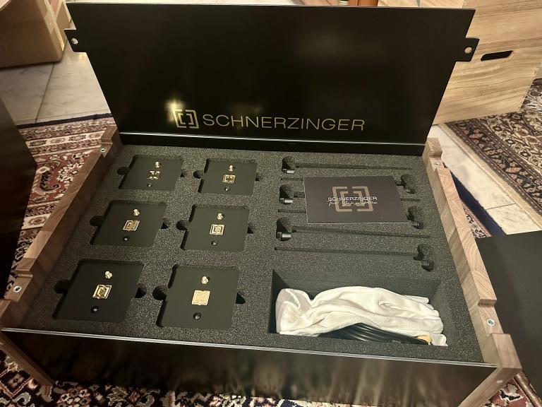 Schnerzinger Reflector Set Fachhandel Gesamt Programm