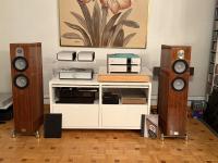 Makua Preamplifier & 2× Kaluga Mono Power Amplifiers