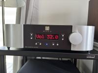 SIMAUDIO Moon 700i v2