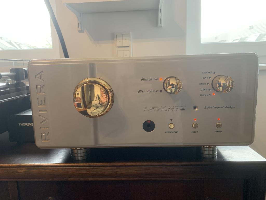 Riviera Levante mit Phono-Modul